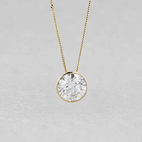 9ct Yellow gold 1.54ct Lab Grown Diamond Pendant.