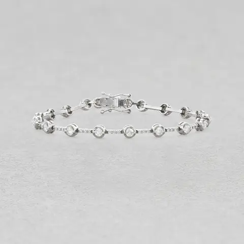 18wg 2.25ct Diamond Bracelet