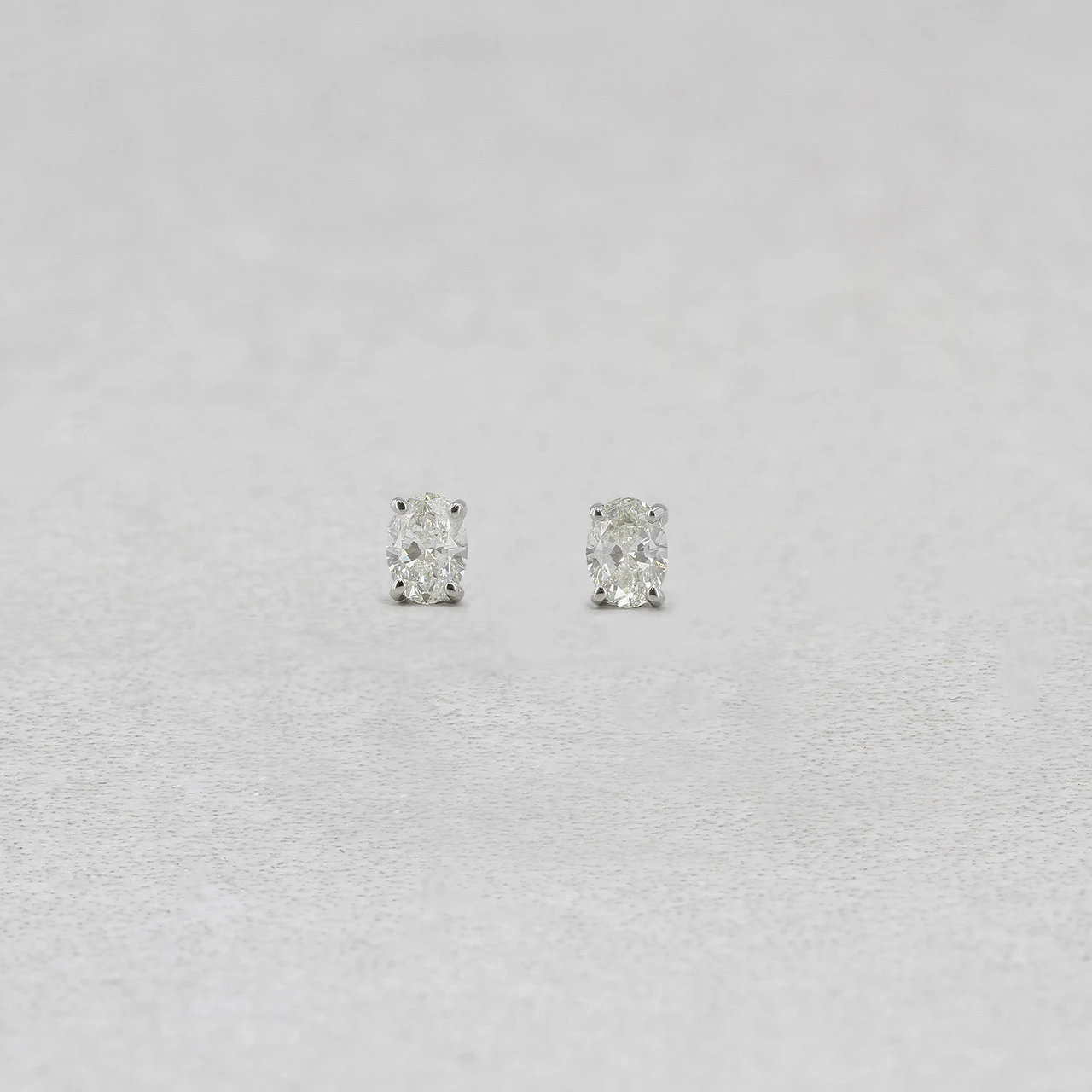 18wg diamond earrings 1.52ct