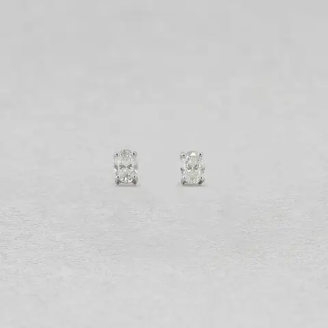 18wg diamond earrings 0.82ct