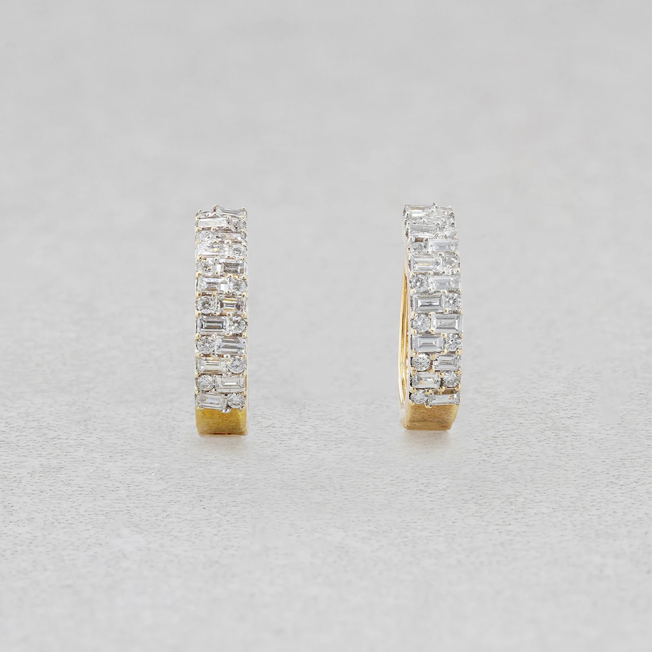  18yg diamond earrings 