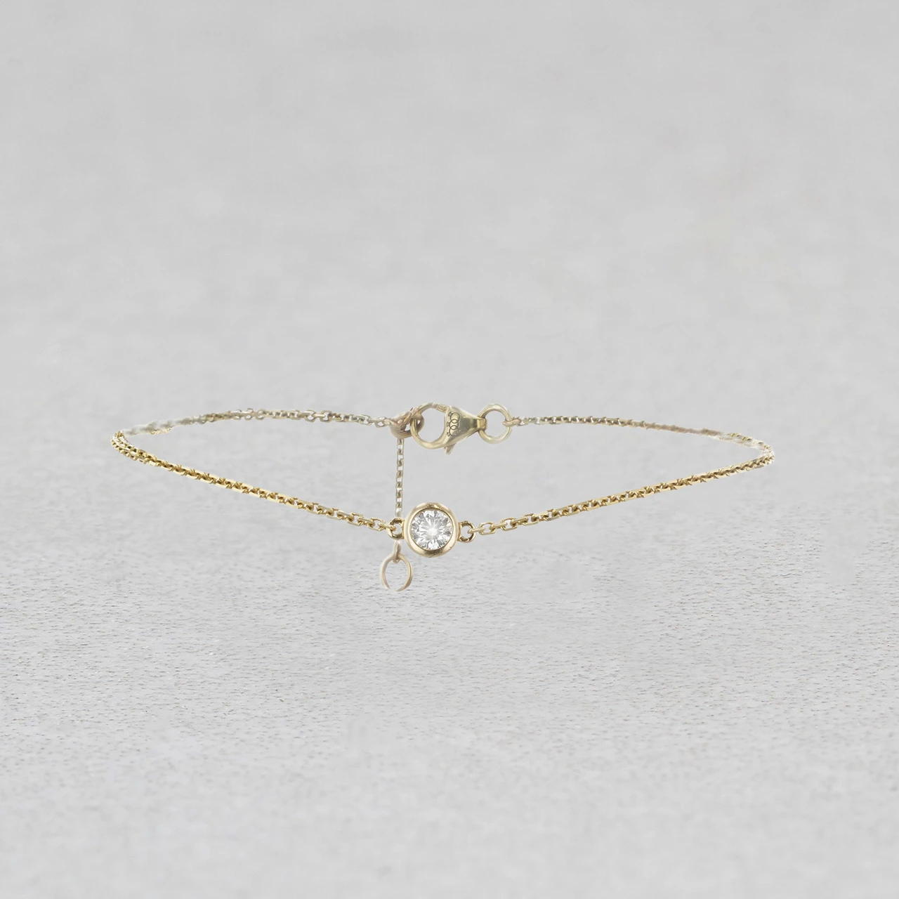 4yg 0.11ct Diamond Bracelet