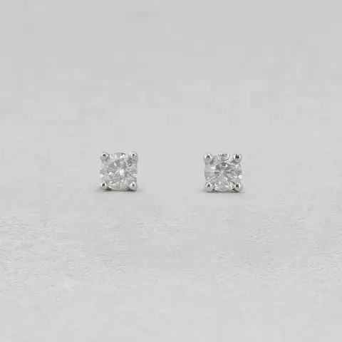 9wg diamond earrings 0.60ct 