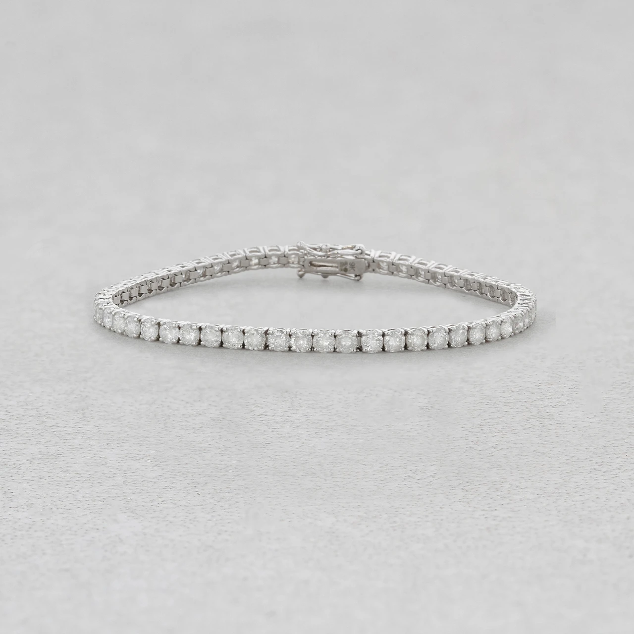 9wg  Diamond Bracelet 6.91ct