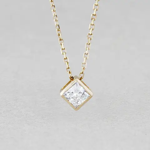 9ct Yellow gold 0.52ct Lab Grown Diamond Pendant.
